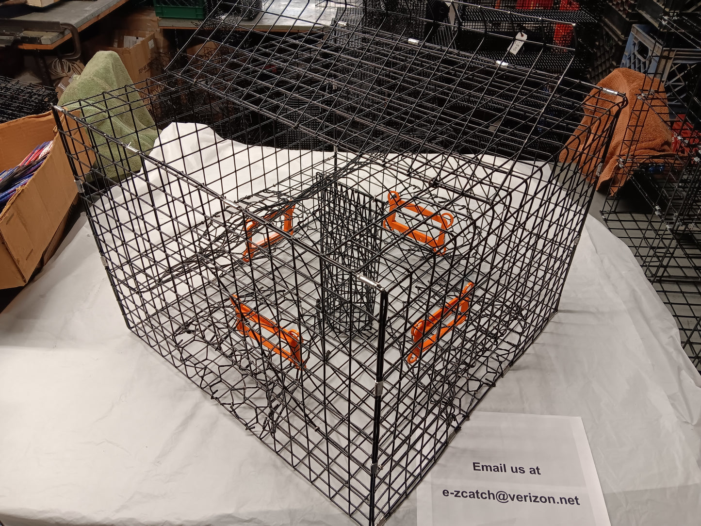 * PICK UP ONLY * E-Z Catch # P-302-STE Full Size Maryland Style Crab Pots ( 24 x 24 x 18 )