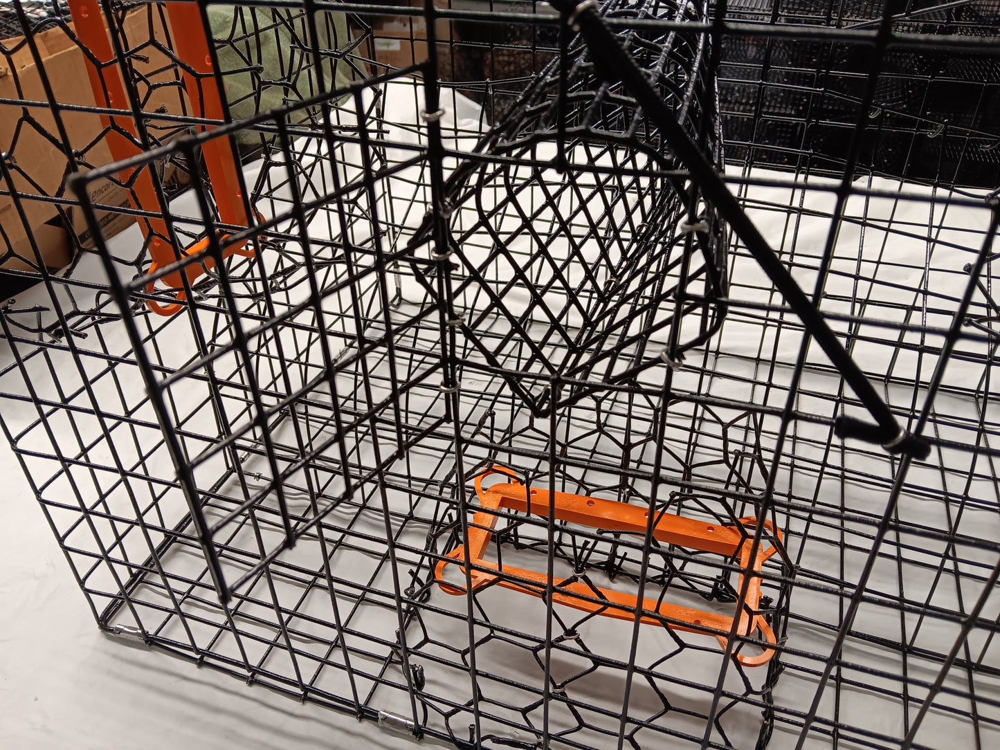 * PICK UP ONLY * E-Z Catch # P-302-LTE Full Size Maryland Style Crab Pots ( 24 x 24 x 18 )