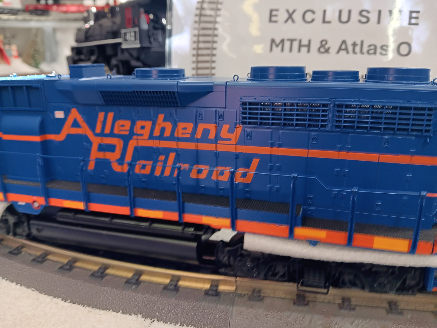 E-Z Catch Custom Run Buffalo & Pittsburgh GP35 MTH 20-22106-1 Premier Cab # 305 with Ditch Lights