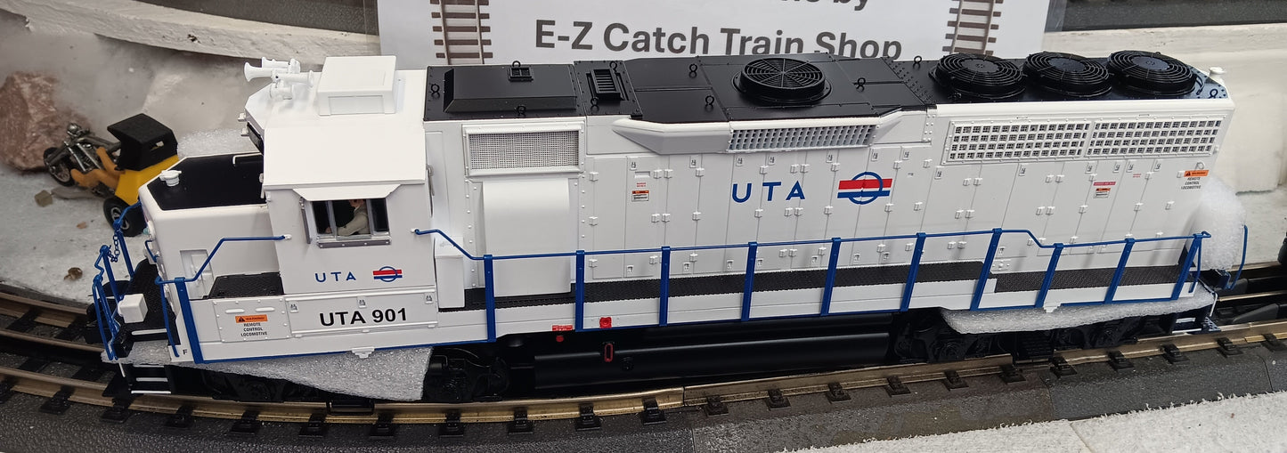 Atlas O # 30138579 PREMIER GP40 LOCOMOTIVE UTA 901 (WHITE/RED/BLUE) - 3RL