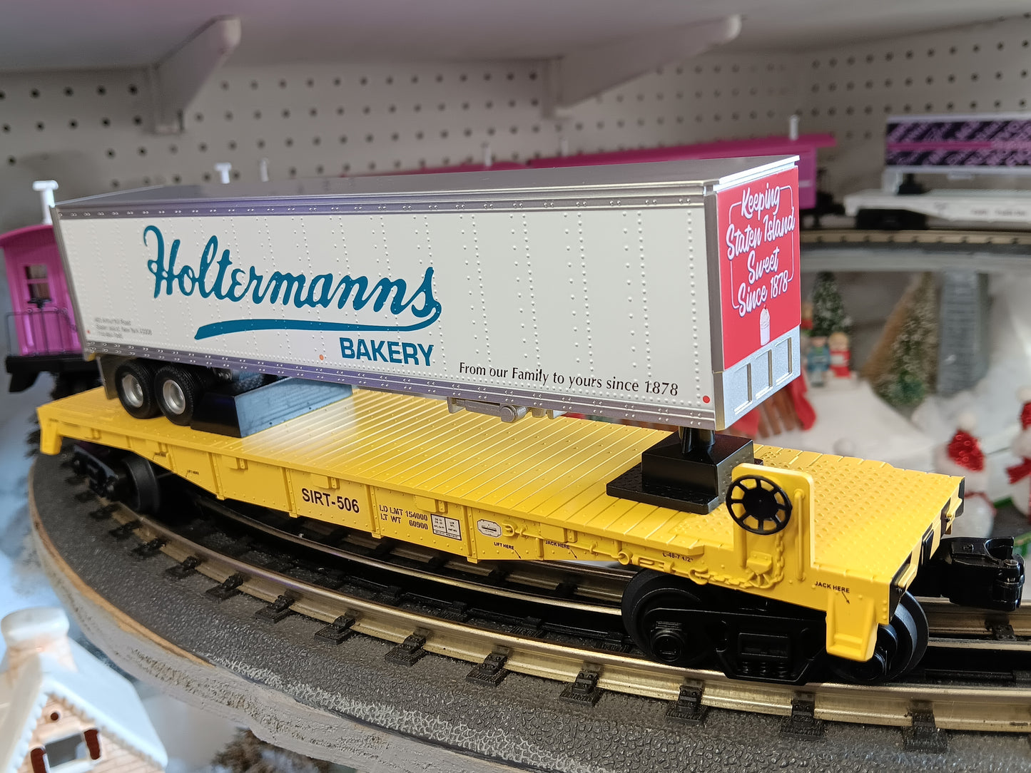 E-Z Catch Custom MTH # 30-78602 SIRT O Gauge Flat Car # 506 w/ HOLTERMANNS BAKERY Trailer