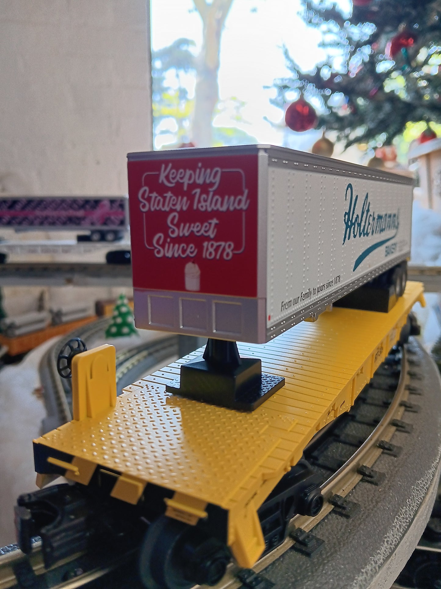 E-Z Catch Custom MTH # 30-78603 SIRT O Gauge Flat Car # 509 w/ HOLTERMANNS BAKERY Trailer