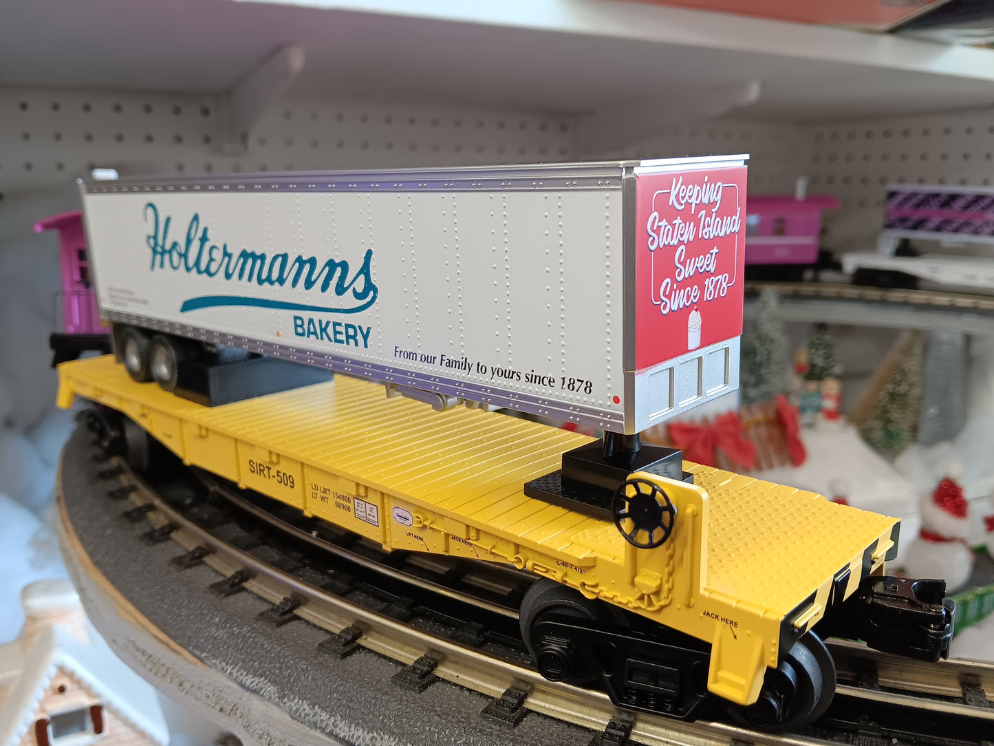 E-Z Catch Custom MTH # 30-78603 SIRT O Gauge Flat Car # 509 w/ HOLTERMANNS BAKERY Trailer