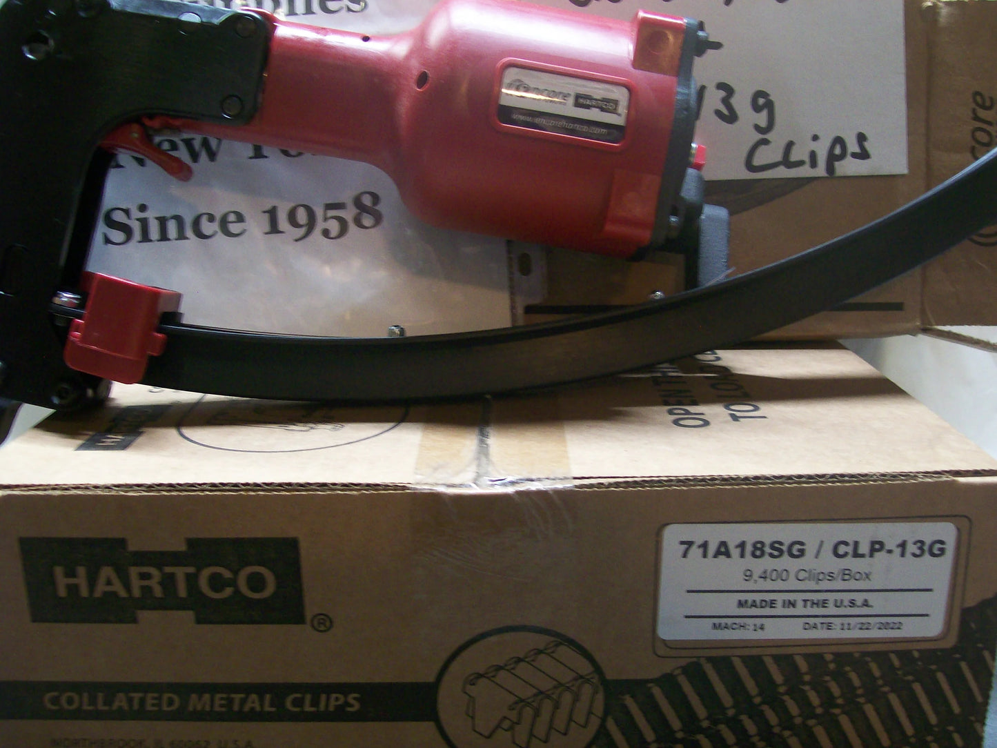 Encore Hartco Red Eclipser 2000-1020S Clinch Clip Tool with Box of CLP-13G Clips