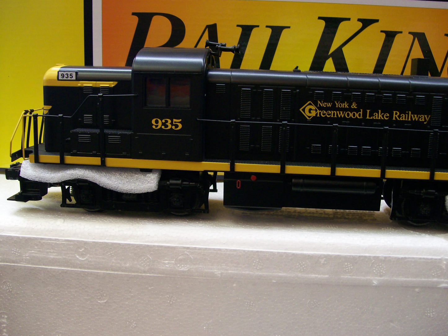 In Stock Exclusive E-Z Catch Custom Run MTH Railking # 30-21190-1 New York & Greenwood Lake RS-3 Cab # 935