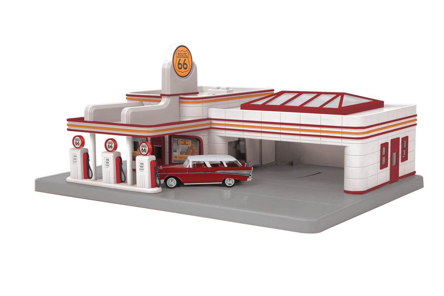 MTH # 30-91002 Route 66 (O Gauge)  RailKing Operating Gas Station with Sounds & Auto