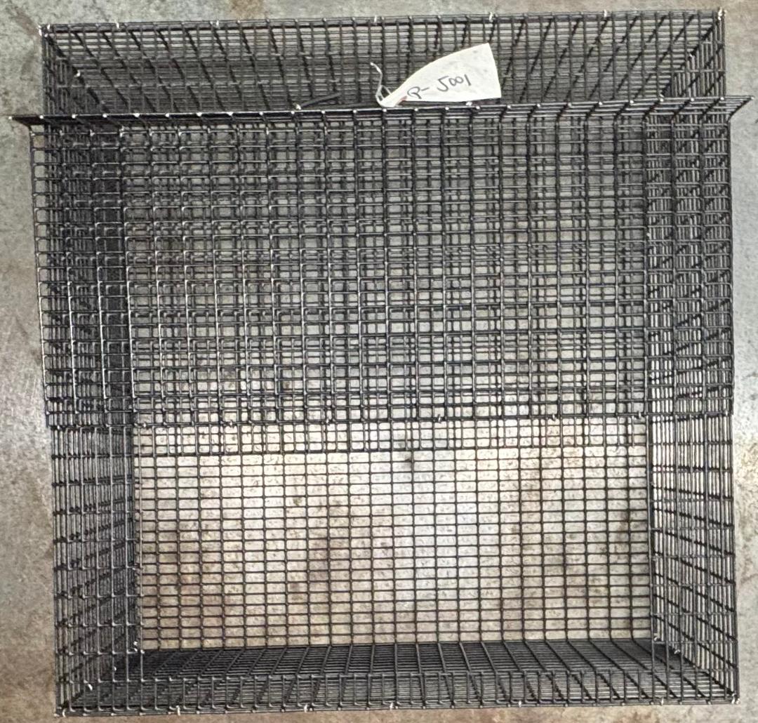 E-Z Catch # P-5001 Holding Cage ( PICK UP ONLY ) 24 X 24 X 10 ( 1/2 X 1 MESH )