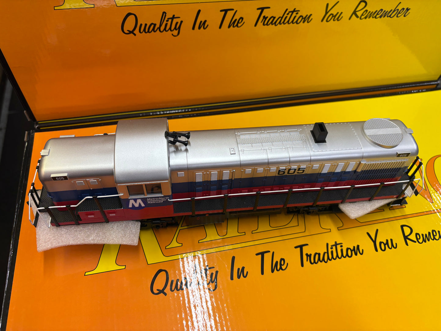 MTH Railking # 30-21193-1 ( Custom ) RS-3 Diesel Engine With Proto-Sound 3.0 - Metro North  Engine No. 605 ( with MTA Logo's )