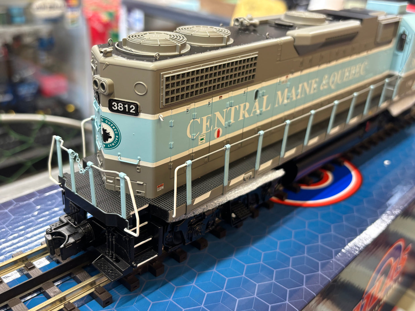 Now IN STOCK, Limited Run ( E-Z Catch Custom Atlas O GP38-3 Central Maine & Quebec Cab # 3812 ( 3-Rail )