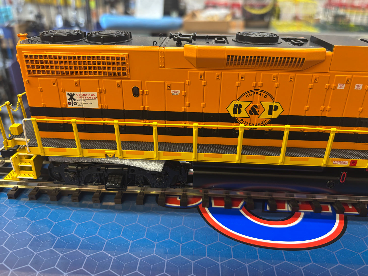 Now IN STOCK, E-Z Catch Buffalo & Pittsburgh Custom Atlas O Premier GP38-2 Cab # 3512 ( 3-Rail )