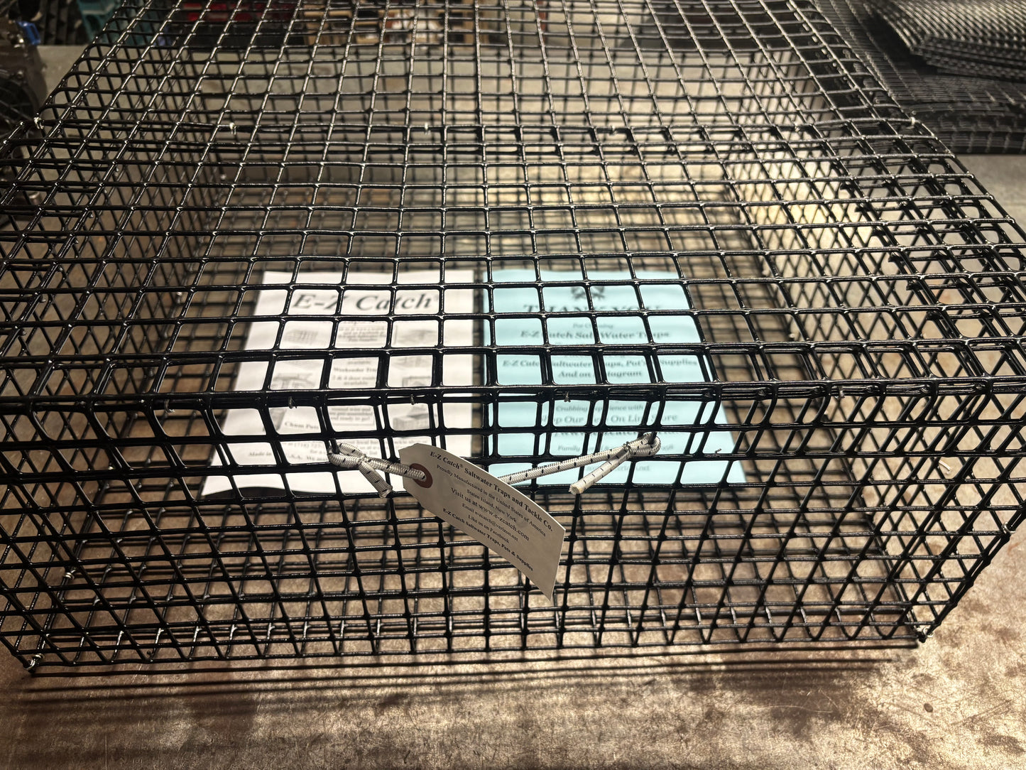 E-Z Catch # P-5000 Holding Cage ( PICK UP ONLY ) 24 X 24 X 10 ( 1 X 1 MESH )