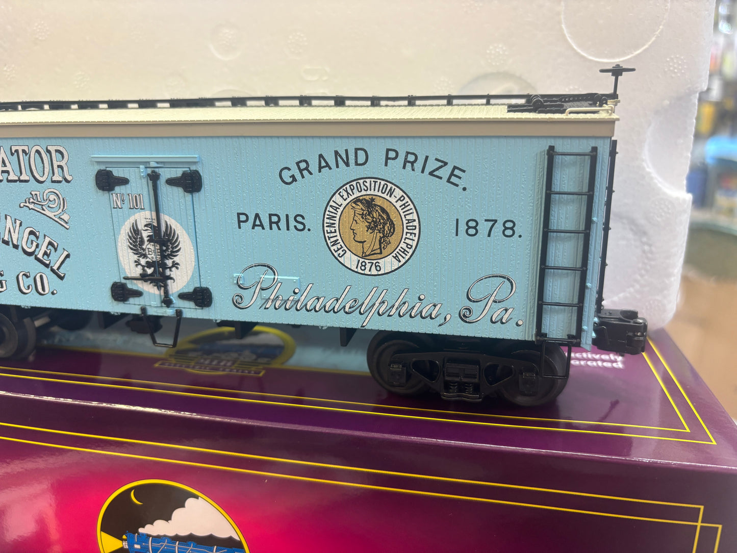 ( Sold Out )  E-Z Catch Exclusive Custom Run MTH Premier O Scale # 20-94710 Bergner & Engel 36' Woodsided Reefer # 101