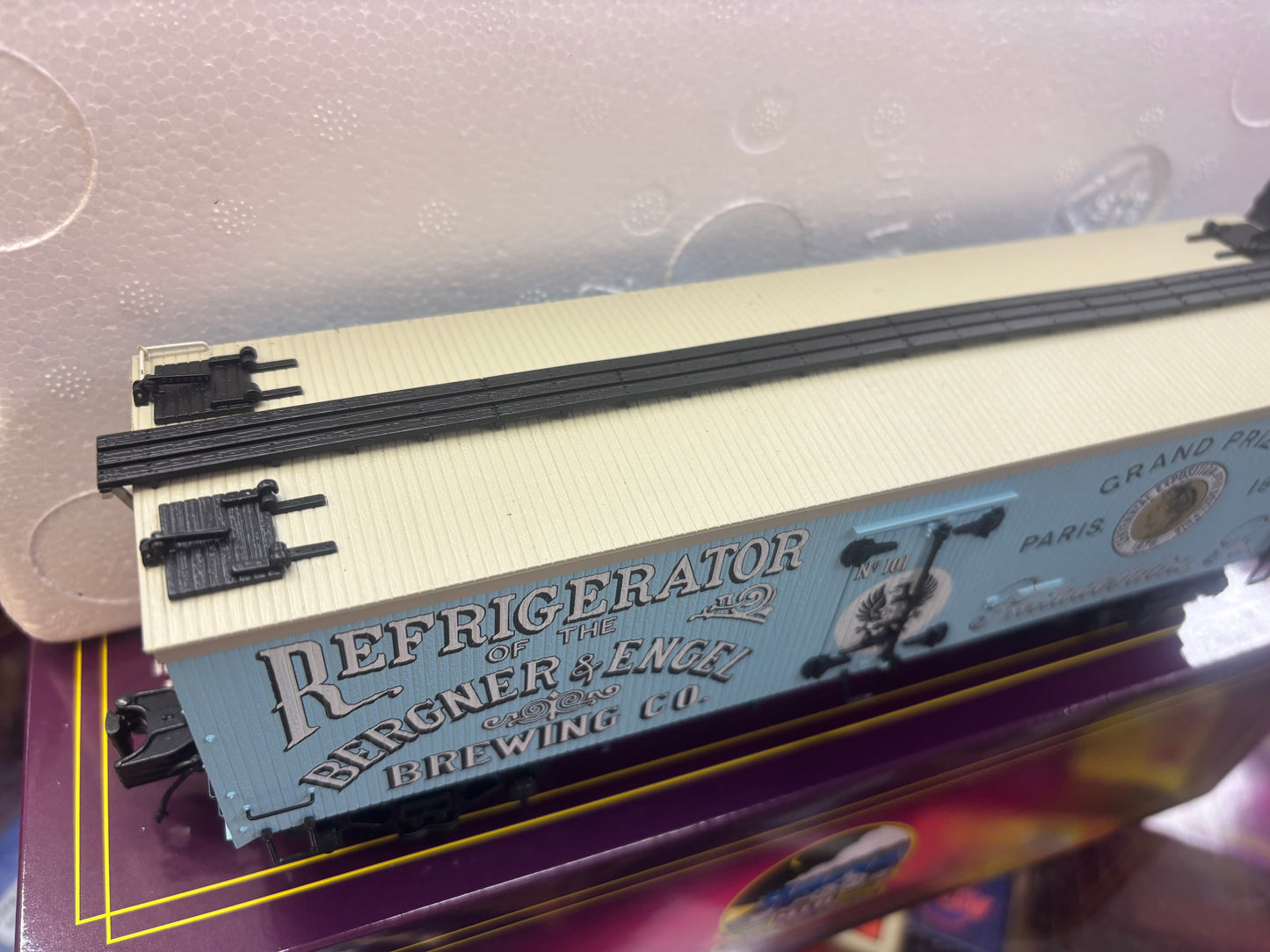( Sold Out )  E-Z Catch Exclusive Custom Run MTH Premier O Scale # 20-94710 Bergner & Engel 36' Woodsided Reefer # 101