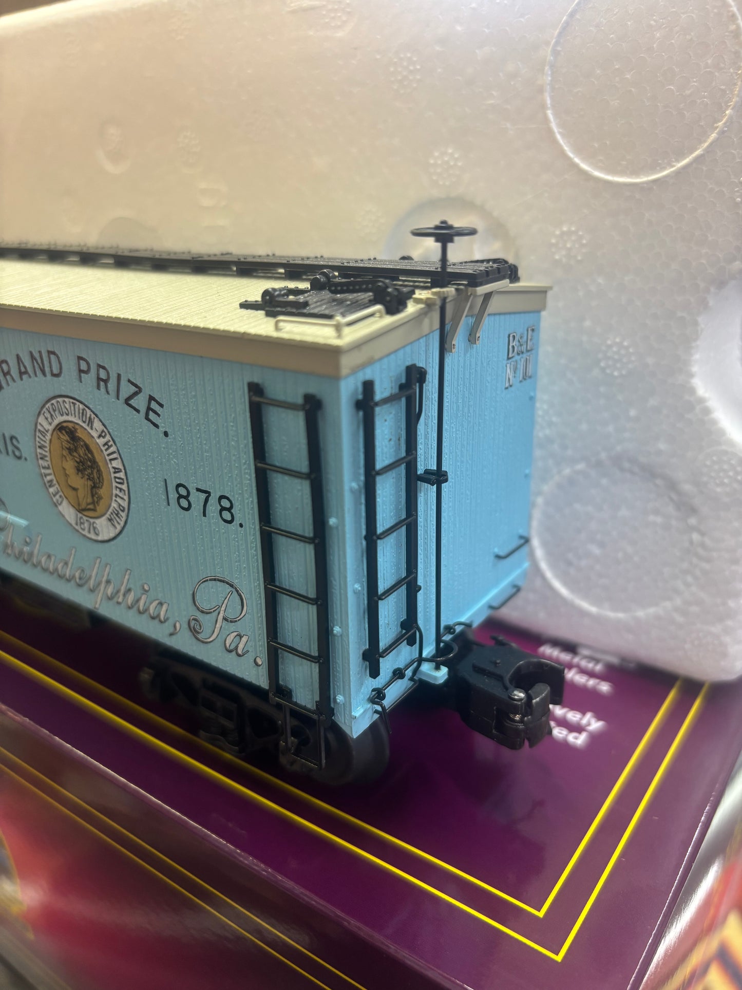 ( Sold Out )  E-Z Catch Exclusive Custom Run MTH Premier O Scale # 20-94710 Bergner & Engel 36' Woodsided Reefer # 101