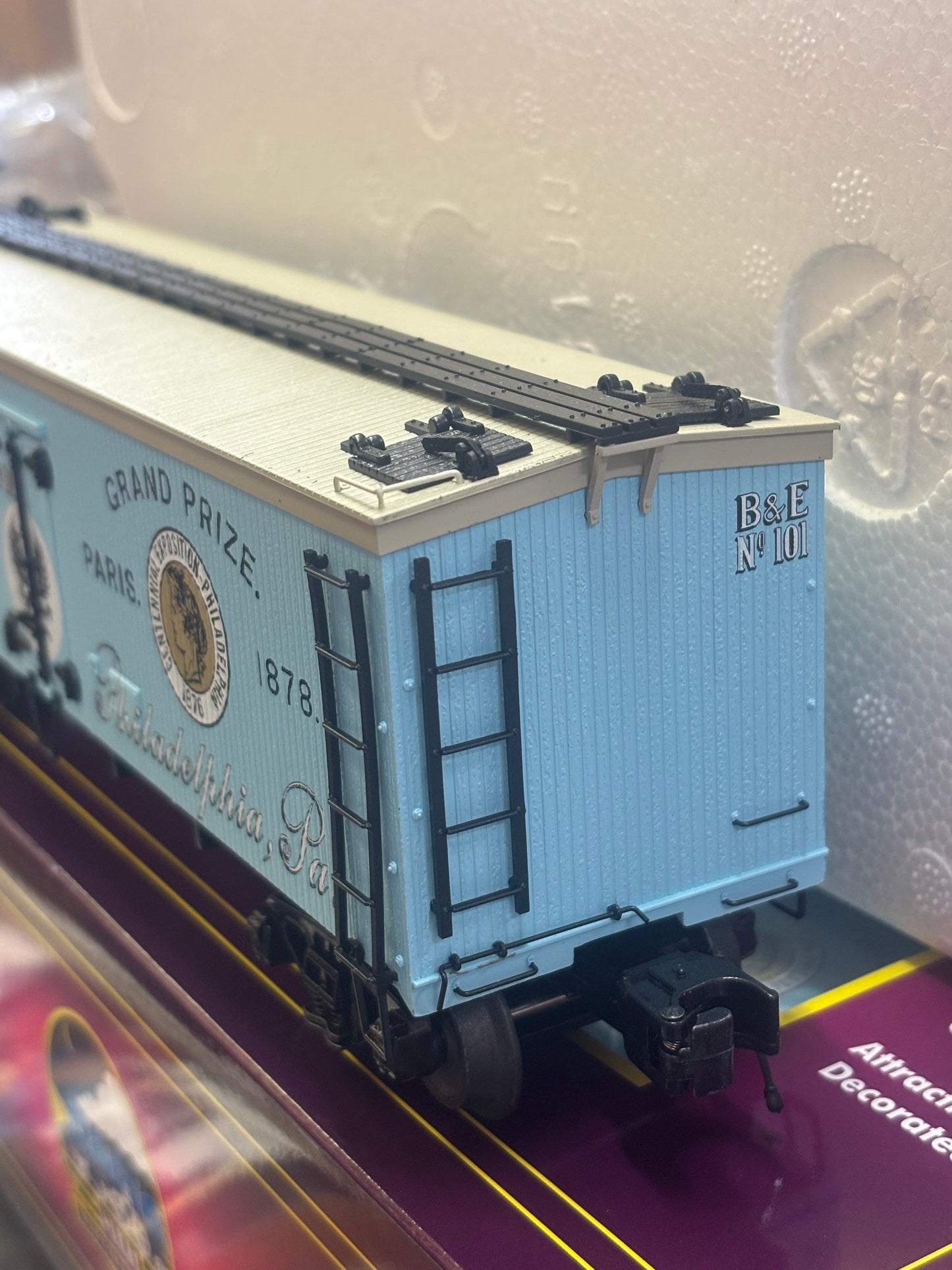 ( Sold Out )  E-Z Catch Exclusive Custom Run MTH Premier O Scale # 20-94710 Bergner & Engel 36' Woodsided Reefer # 101