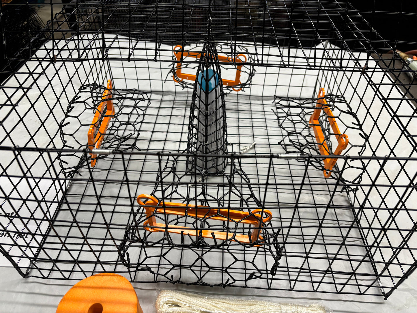 * PICK UP ONLY * E-Z Catch # P-301-B-4F-KIT-LTE Half Size Maryland Style Crab Pot ( 24 x 24 x 12 )