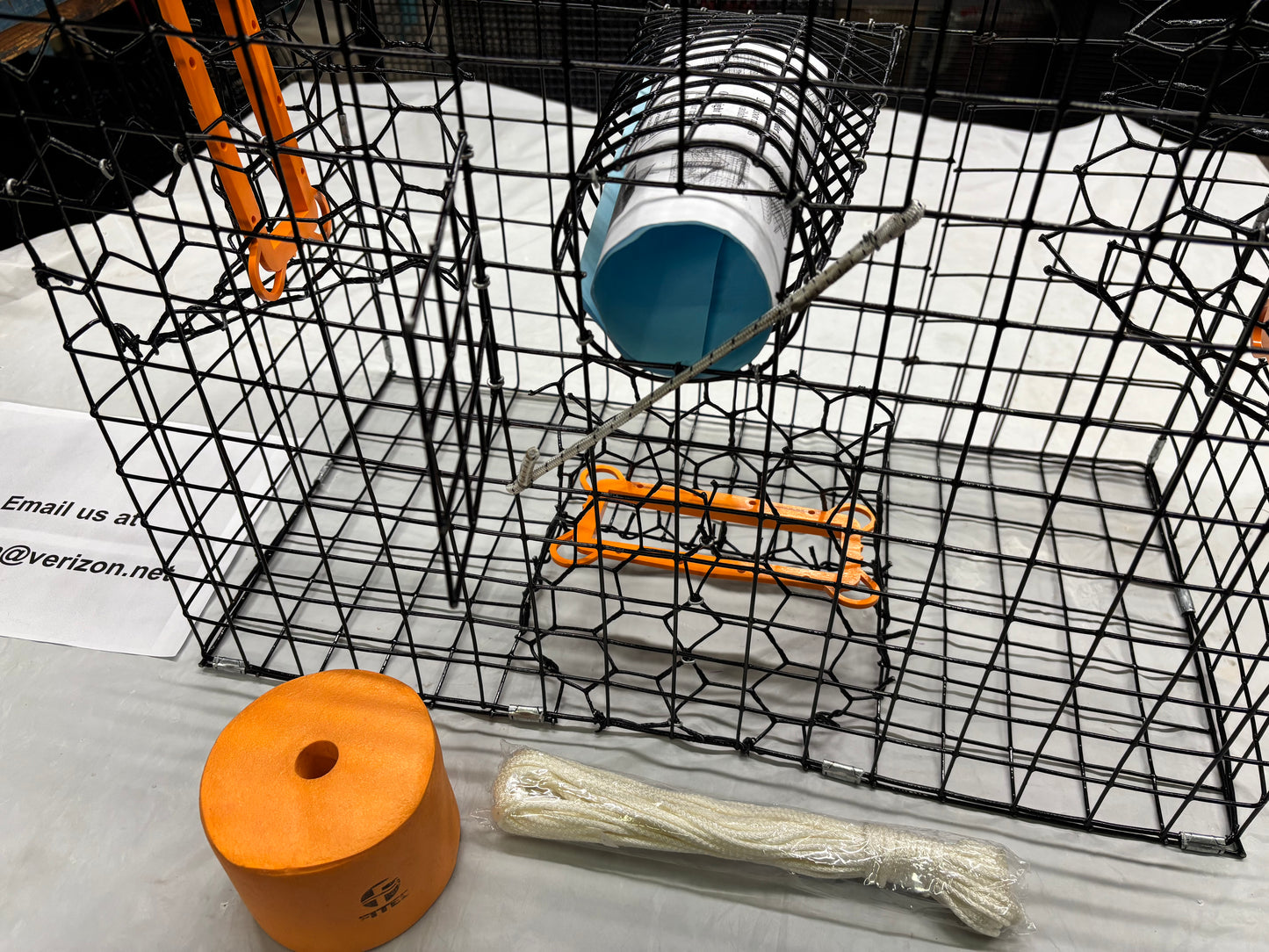 * PICK UP ONLY * E-Z Catch # P-301-B-4F-KIT-LTE Half Size Maryland Style Crab Pot ( 24 x 24 x 12 )