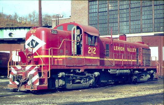 *PRE-ORDER* MTH 20-22143-1 Premier New Tooling RS-3 Lehigh Valley Cab # 212 - 3RL