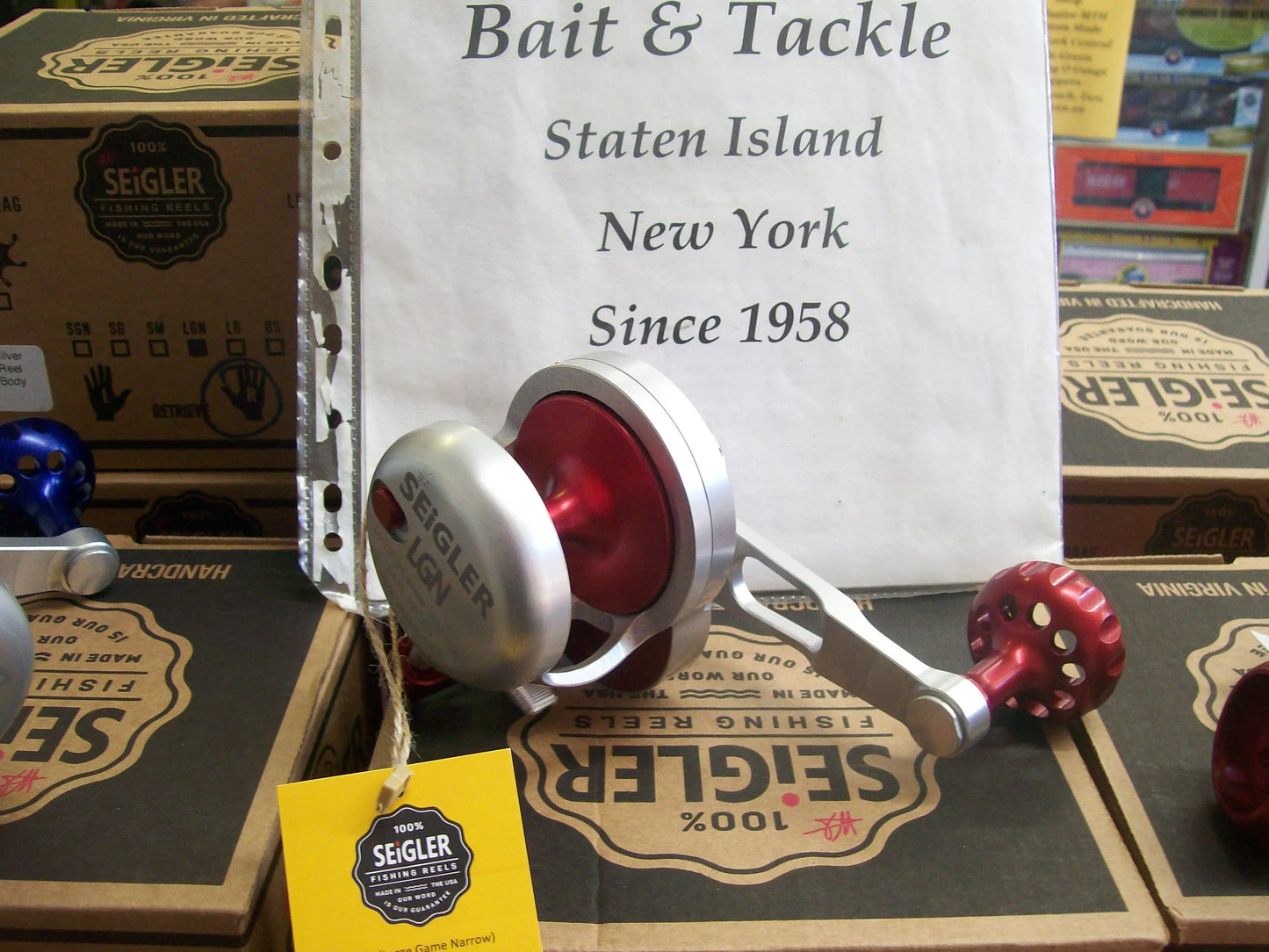 NEW Seigler LGN (Narrow Spool Large Game) Left Hand Lever Drag Silver & Red