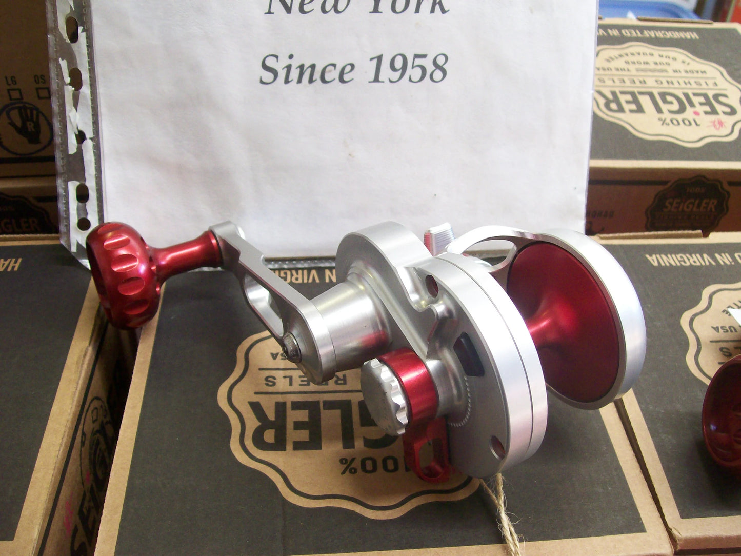 NEW Seigler LGN (Narrow Spool Large Game) Left Hand Lever Drag Silver & Red