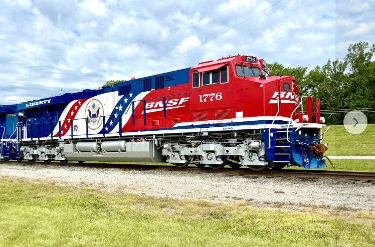 *PRE-ORDER* MTH Premier # 20-22197-1 BNSF ES44AC Diesel Locomotive w/ProtoSound 3.0 Cab # 1776 - 3RL (ETA Fall 2026)