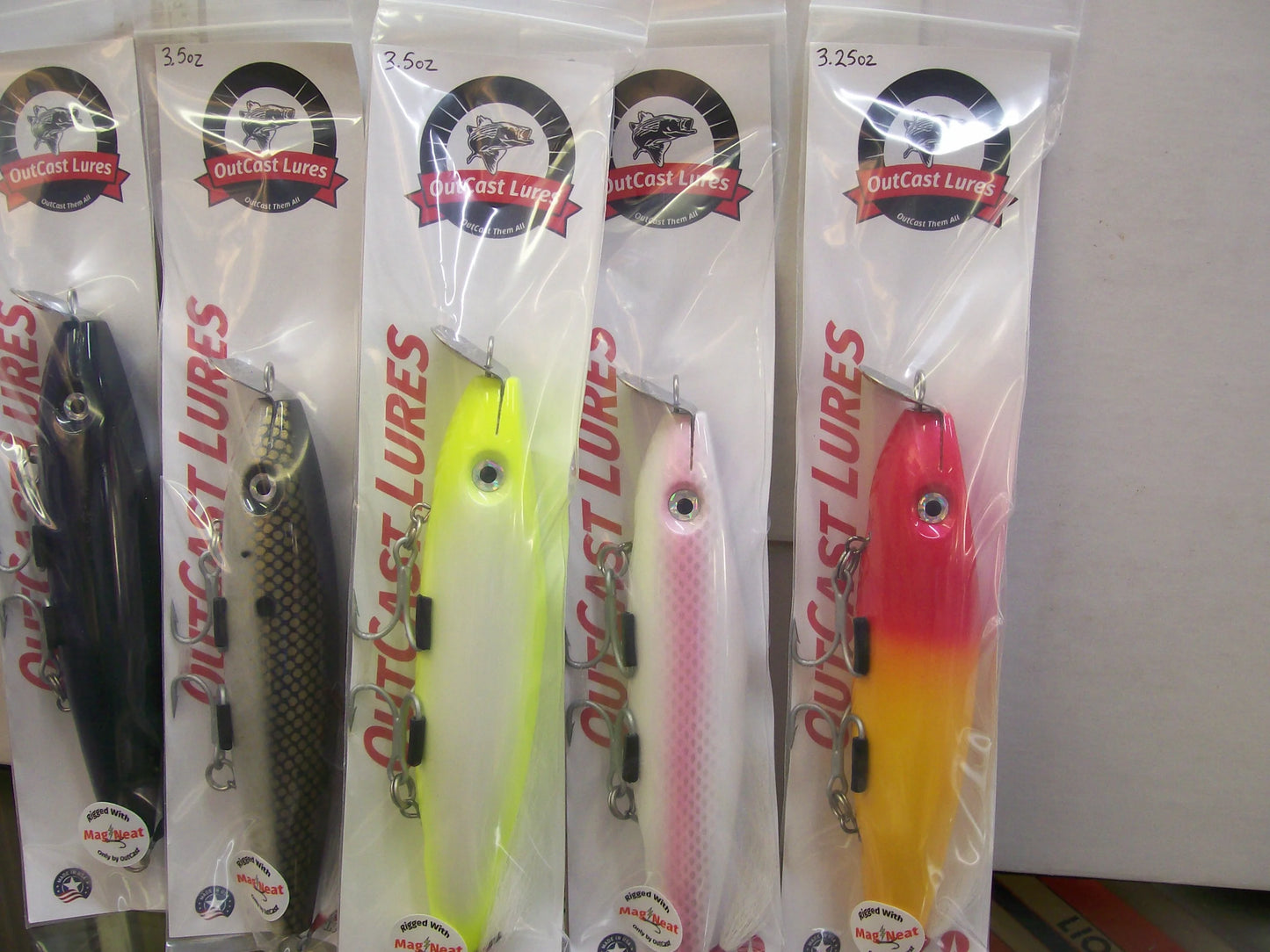 OutCast Custom Wooden Lures Surfster MagNeat Metal Lip Swimmers ( 4 Color's ) 3 ounce