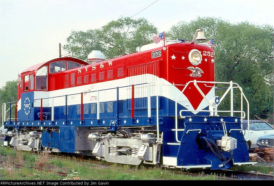 In Stock E-Z Catch Custom MTH NYS & W Bicentennial 252  Railking Scale RS-1 Locomotive ( Limited Run )