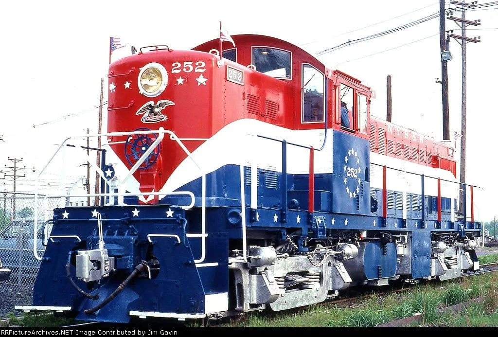 In Stock E-Z Catch Custom MTH NYS & W Bicentennial 252  Railking Scale RS-1 Locomotive ( Limited Run )