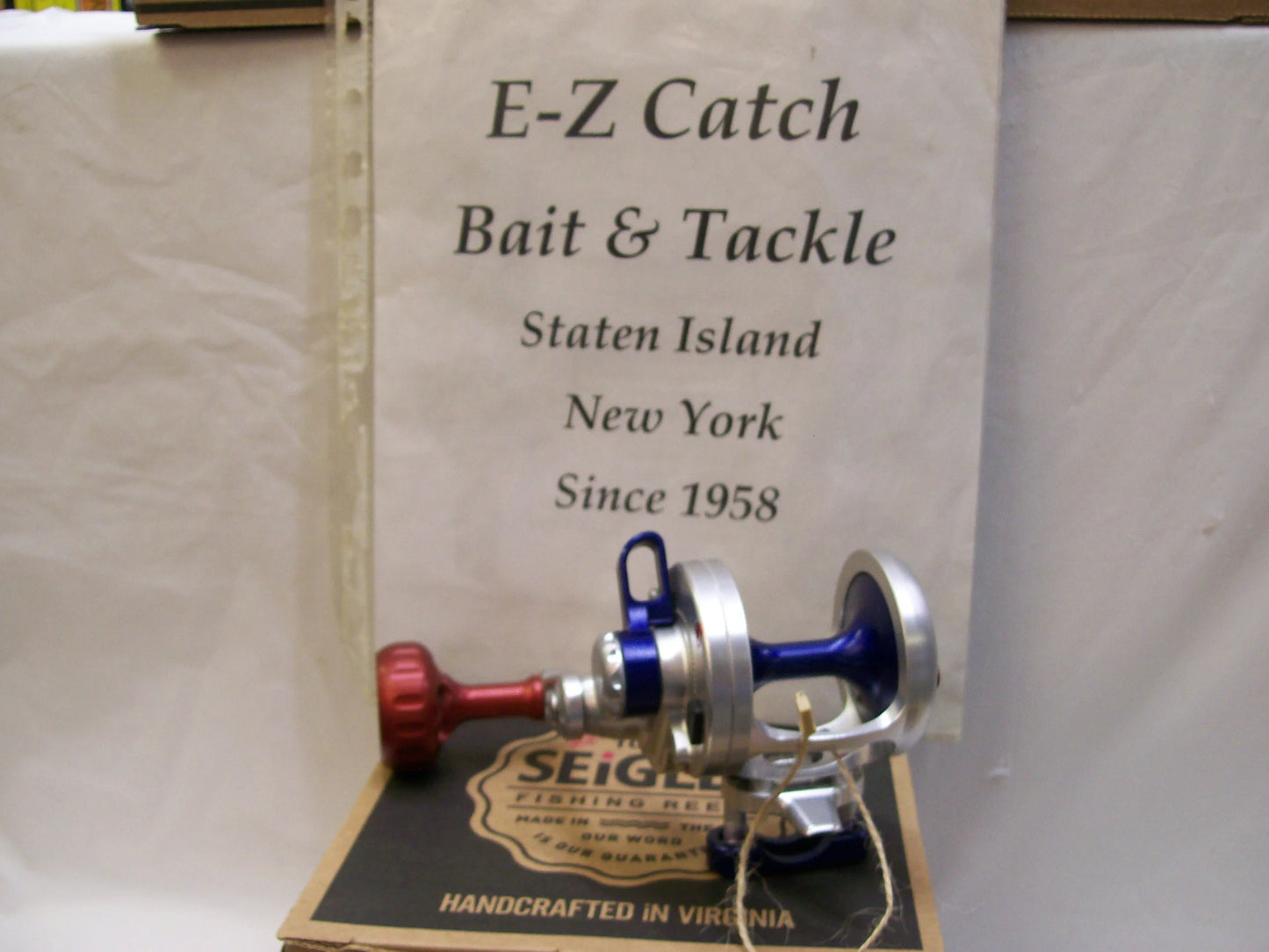 Custom Seigler SG Small Game Red, White & Blue Lever Drag Reel Right Handed NEW