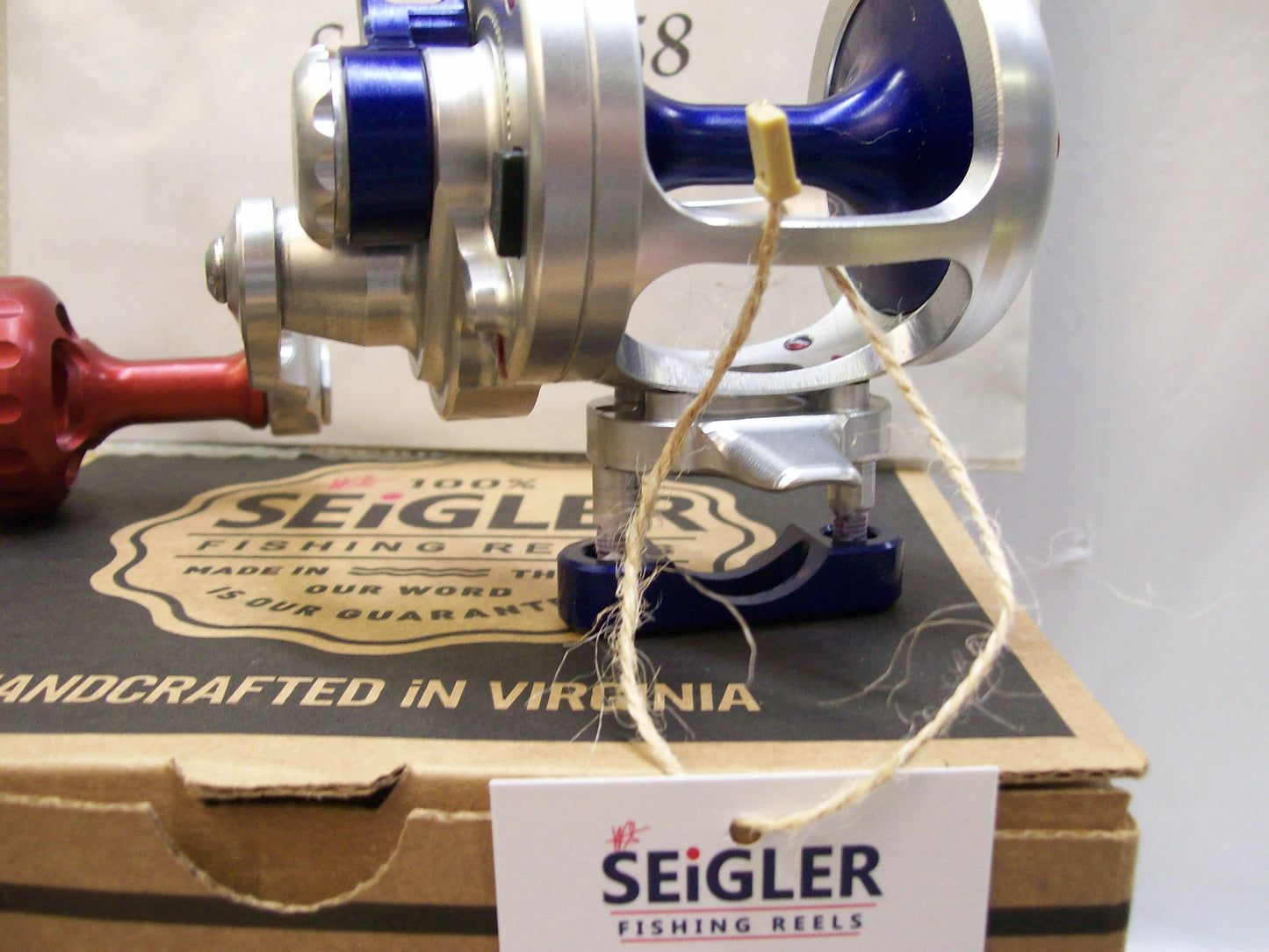 Custom Seigler SG Small Game Red, White & Blue Lever Drag Reel Right Handed NEW