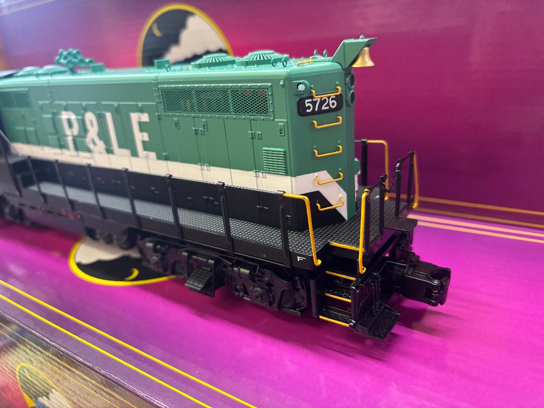 NOW IN STOCK E-Z Catch  MTH Premier O Scale # 20-22021-1 ( Exclusive Custom Run ) Pittsburgh & Lake Erie GP-7 Diesel